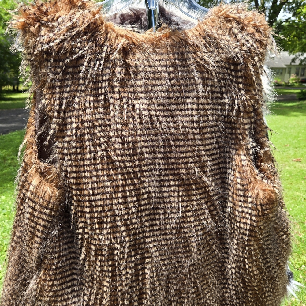 New Directions Faux Fur Vest in Brown